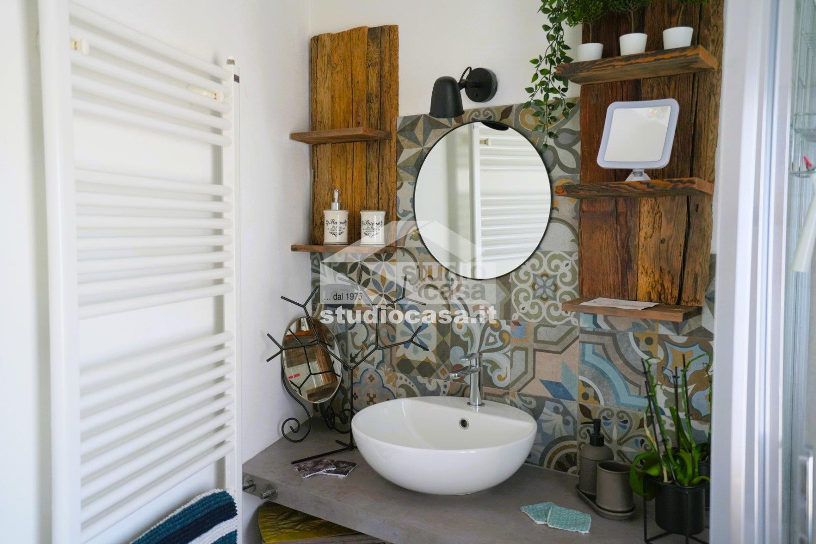 B&B/Motel in vendita a Dro