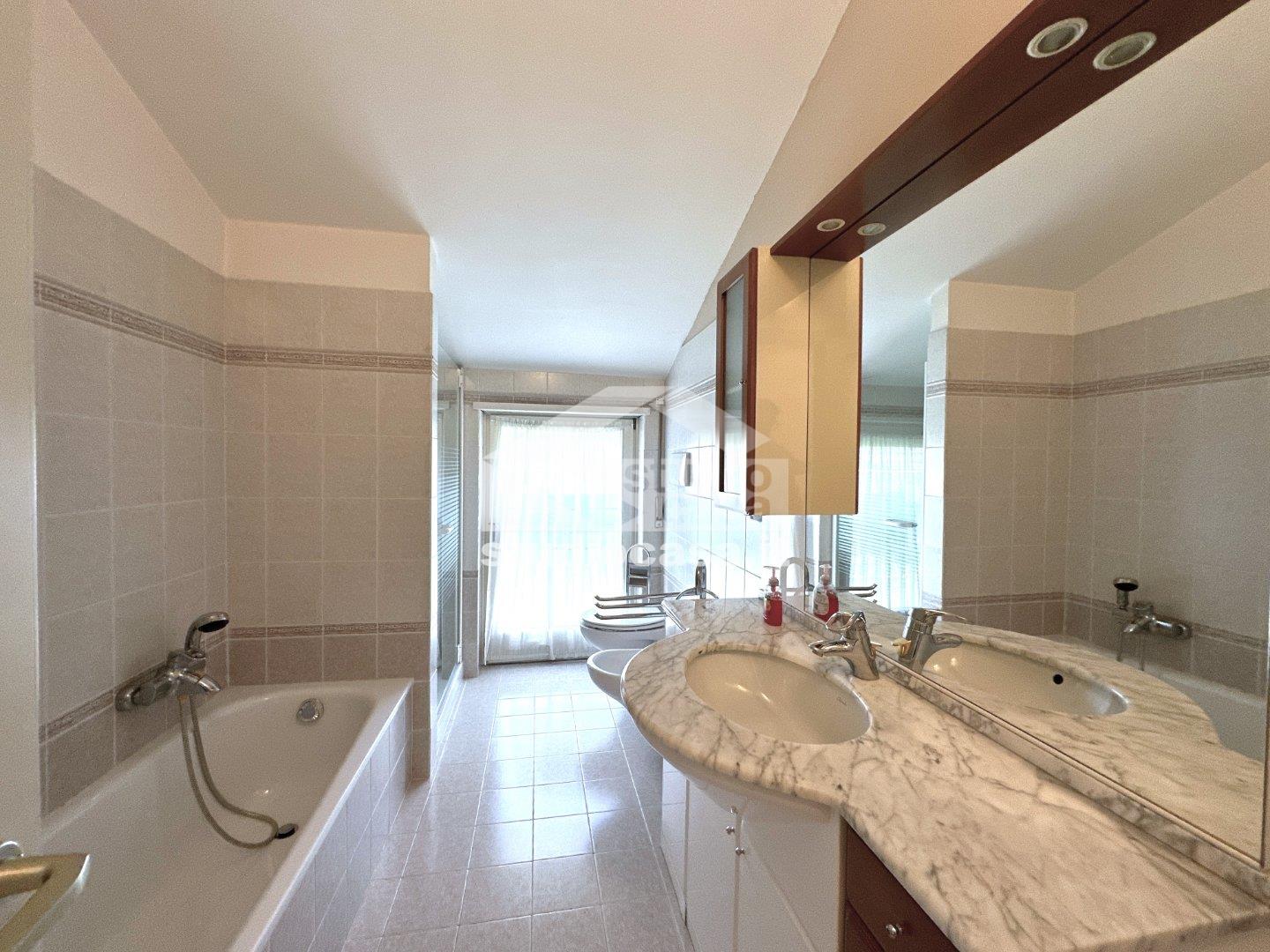 Appartamento in vendita a Riva del Garda