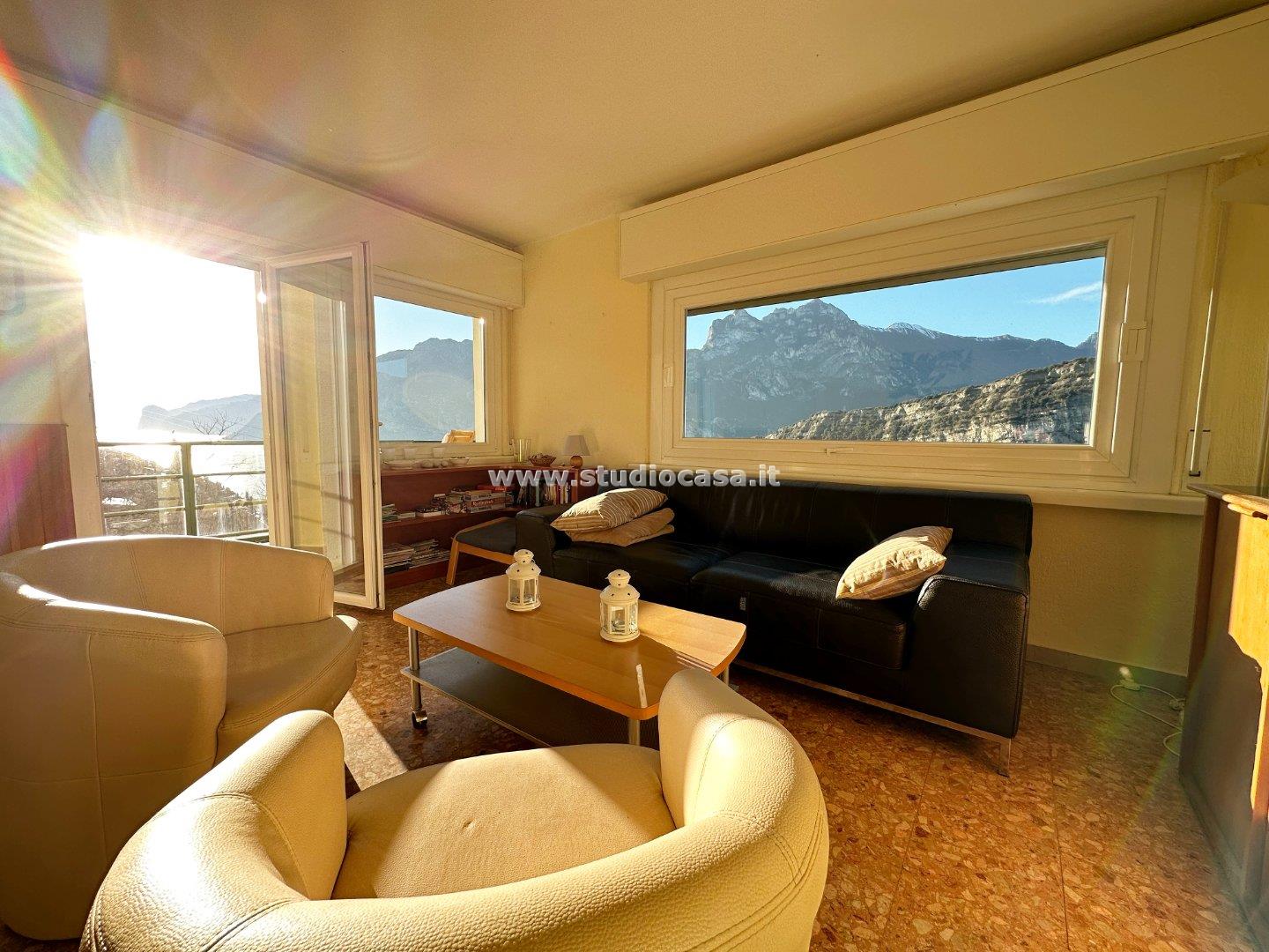 Casa Unifamiliare in vendita a Nago-Torbole