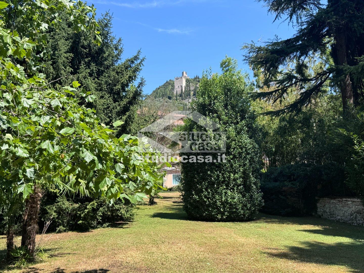 Appartamento in vendita a Arco