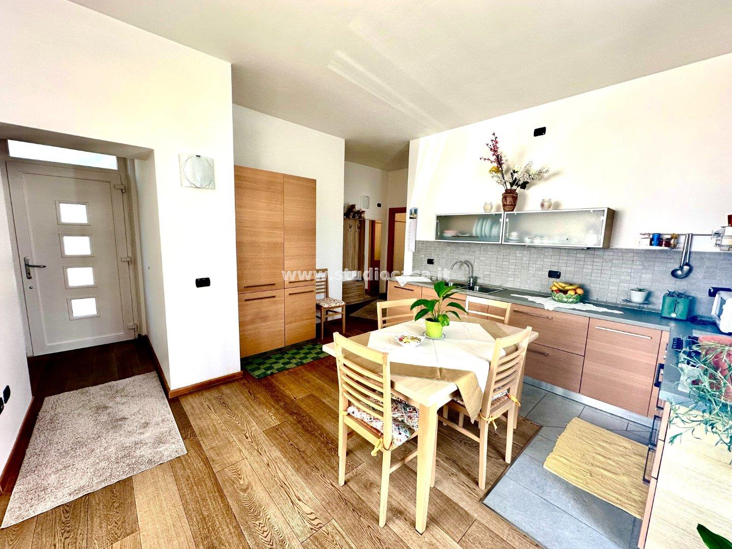 Appartamento in vendita a Nago-Torbole