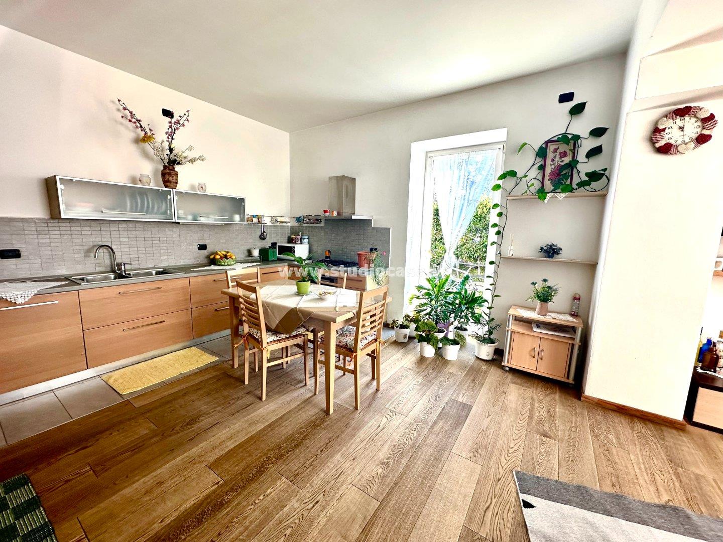 Appartamento in vendita a Nago-Torbole