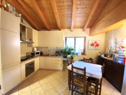 Appartamento in vendita a Nago-Torbole