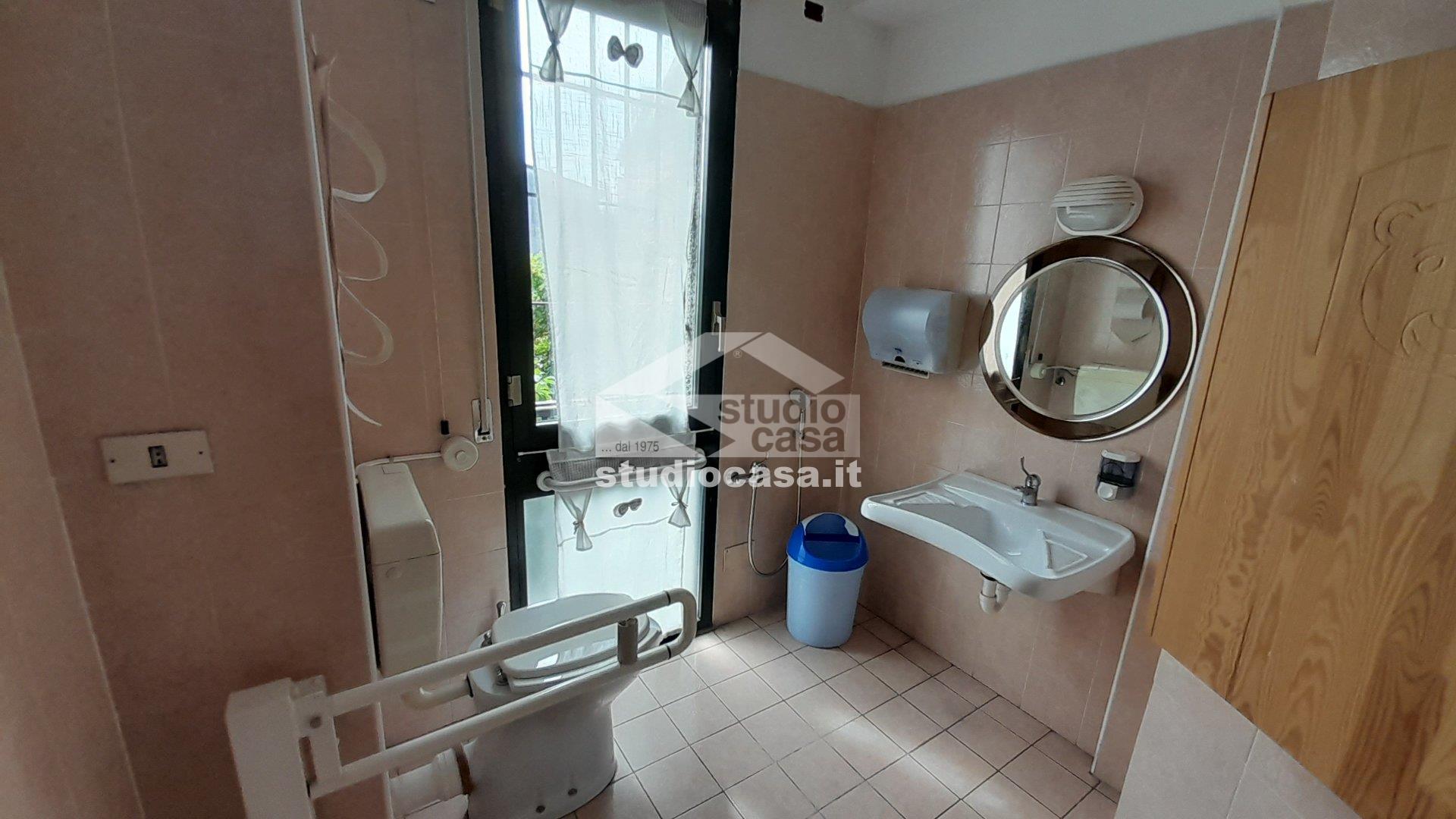 Ufficio in affitto a Rho