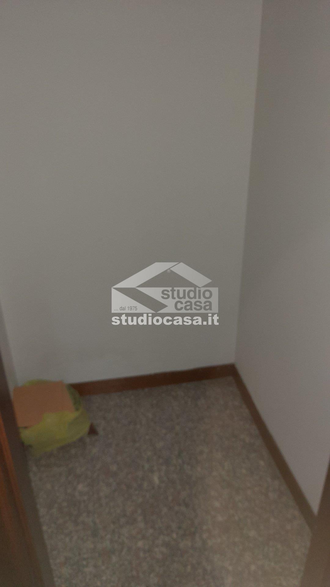 Appartamento in vendita a Rho