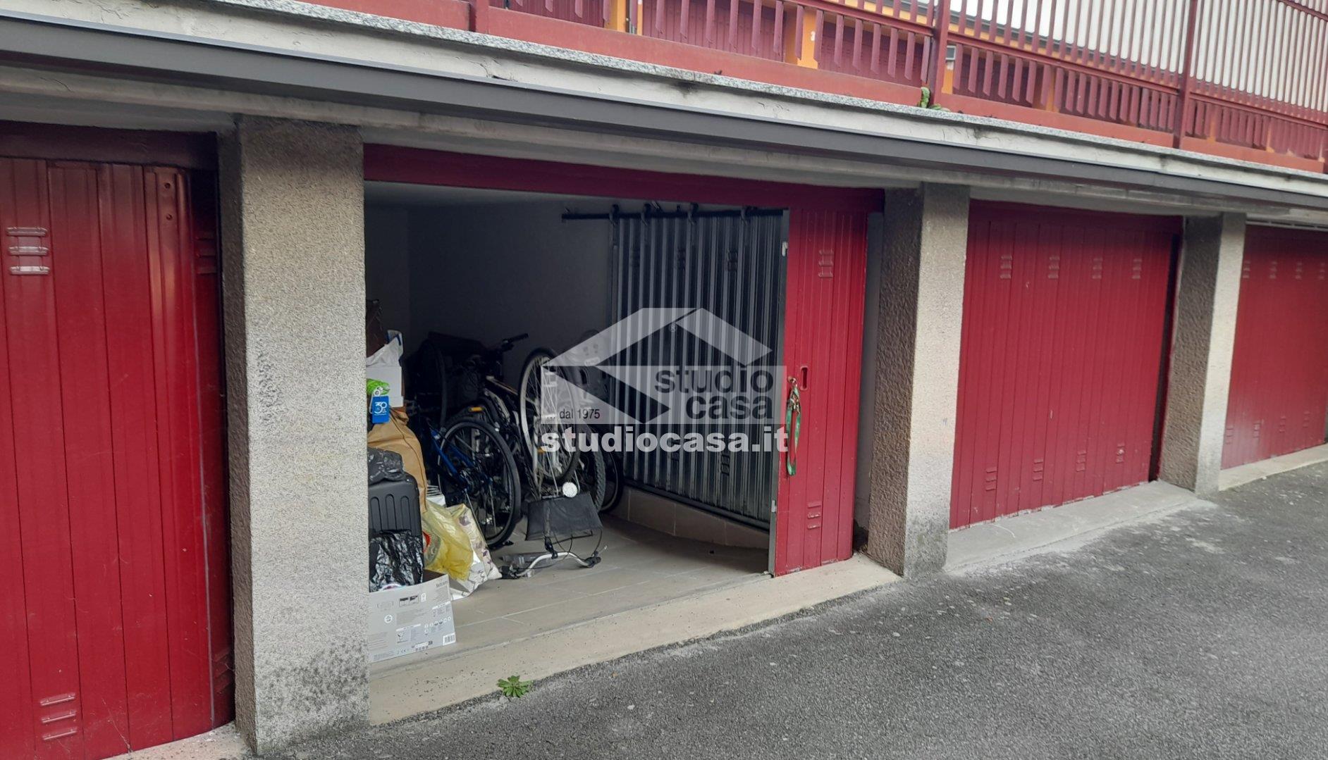 Box / Autorimessa in vendita a Baranzate