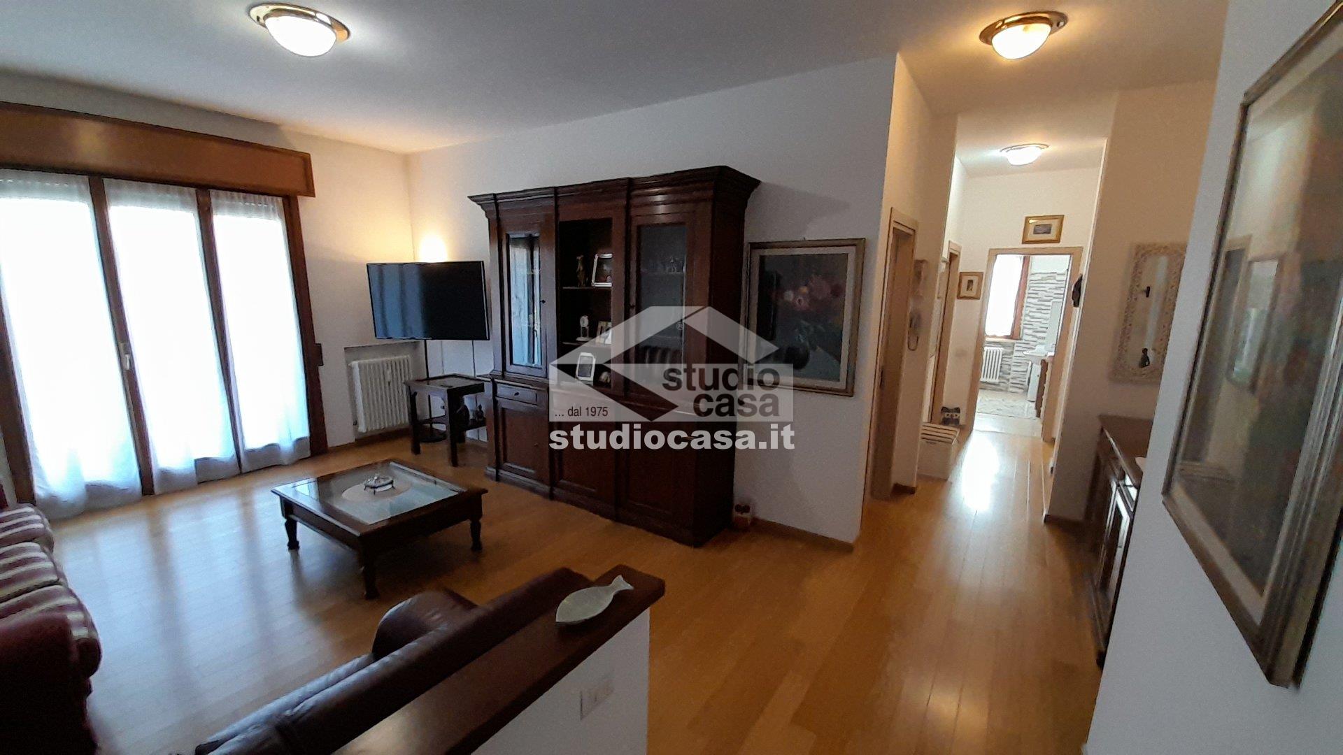 Appartamento in vendita a Rho