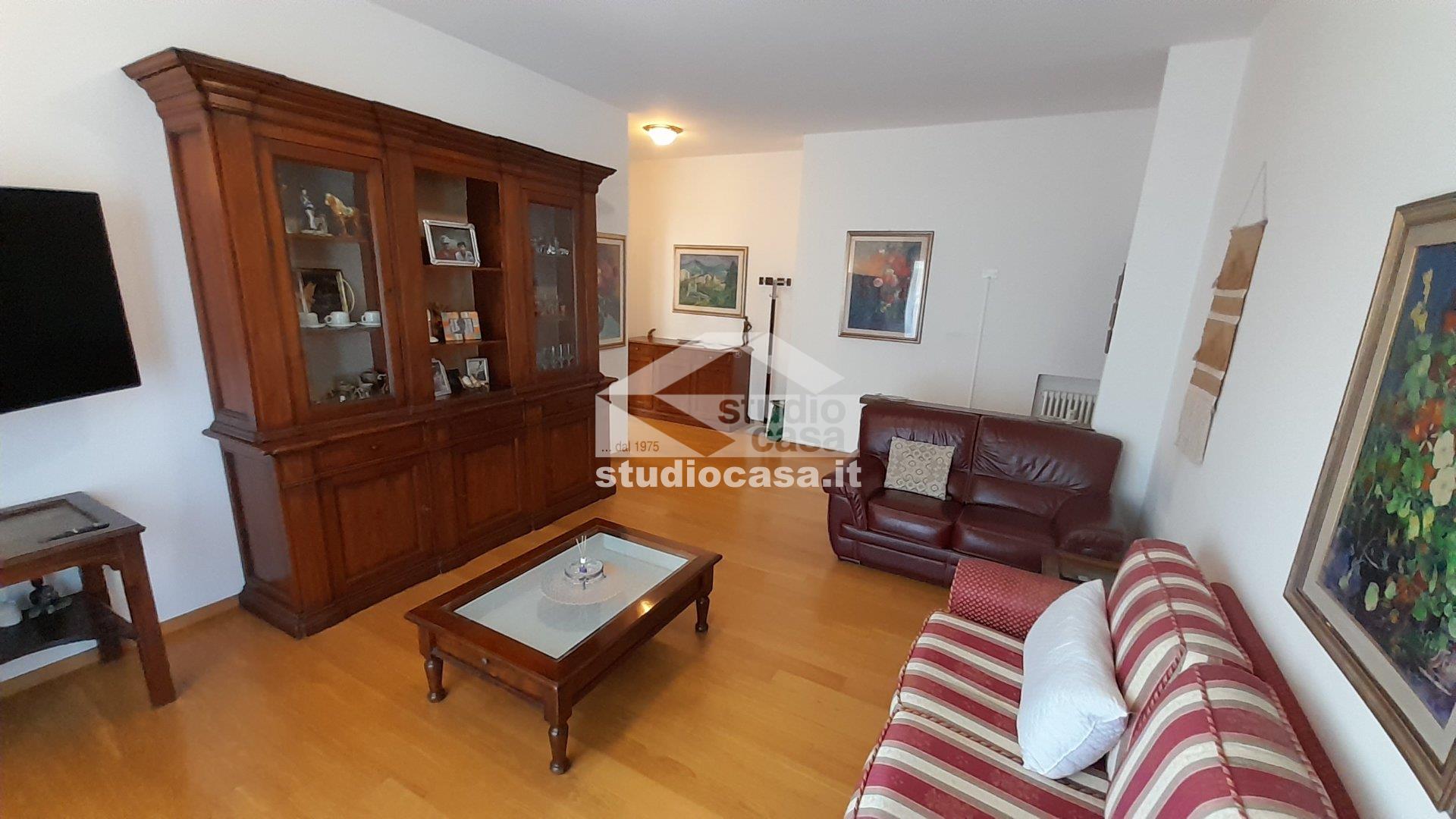 Appartamento in vendita a Rho