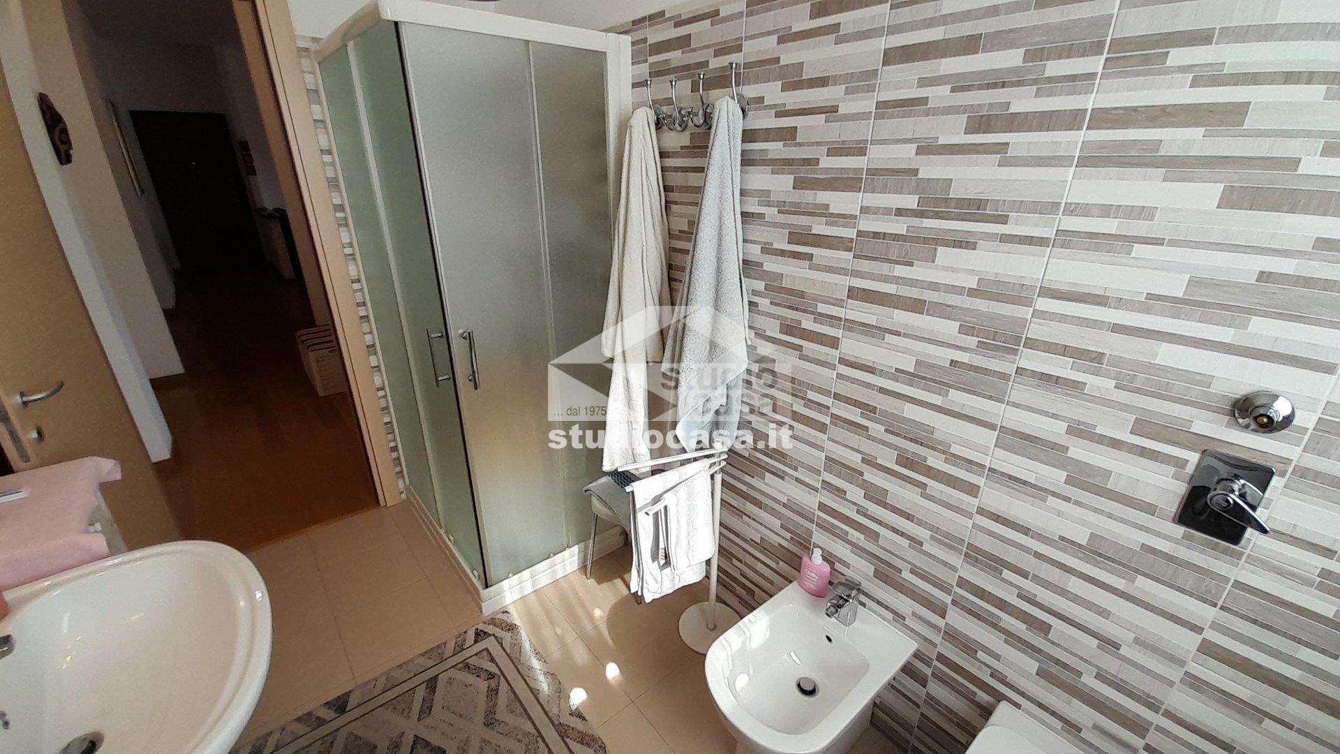 Appartamento in vendita a Rho