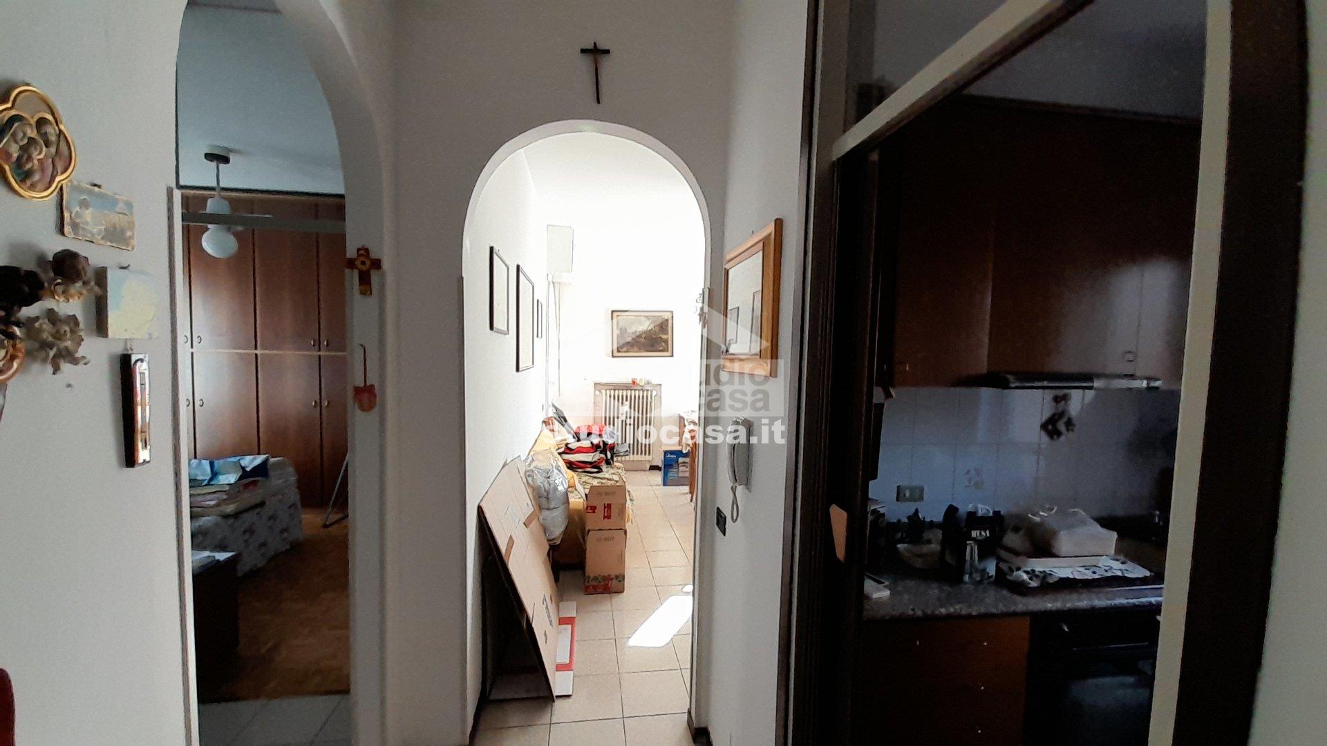 Appartamento in vendita a Rho