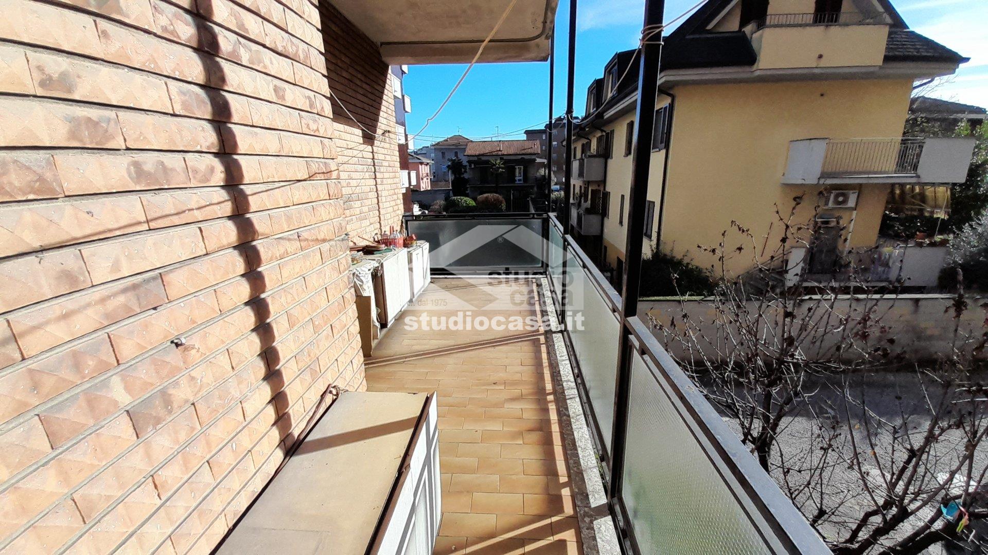 Appartamento in vendita a Rho