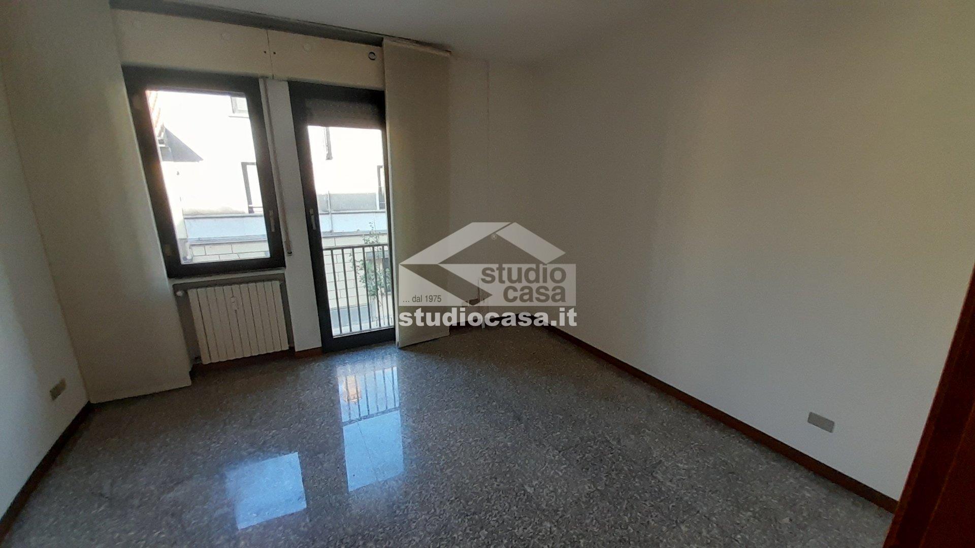 Appartamento in vendita a Rho