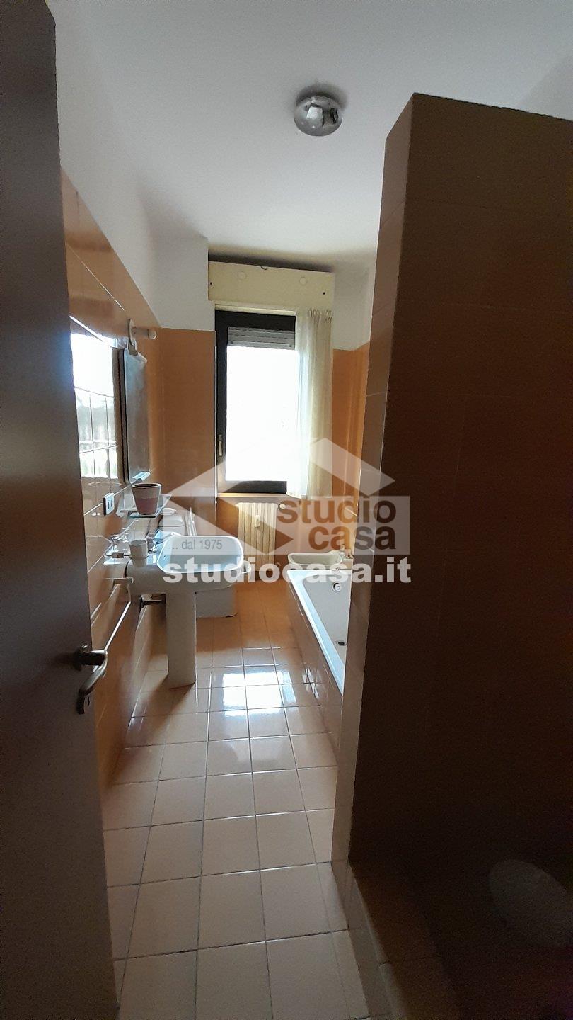 Appartamento in vendita a Rho