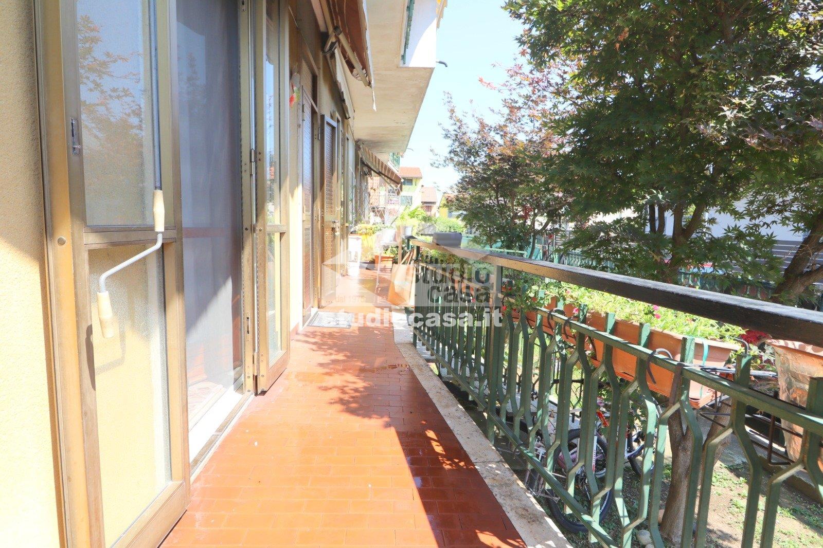 Casa Plurifamiliare in vendita a Rho