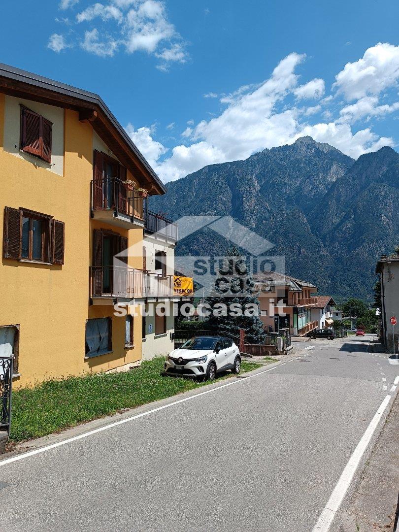 Stabile in vendita a Samolaco