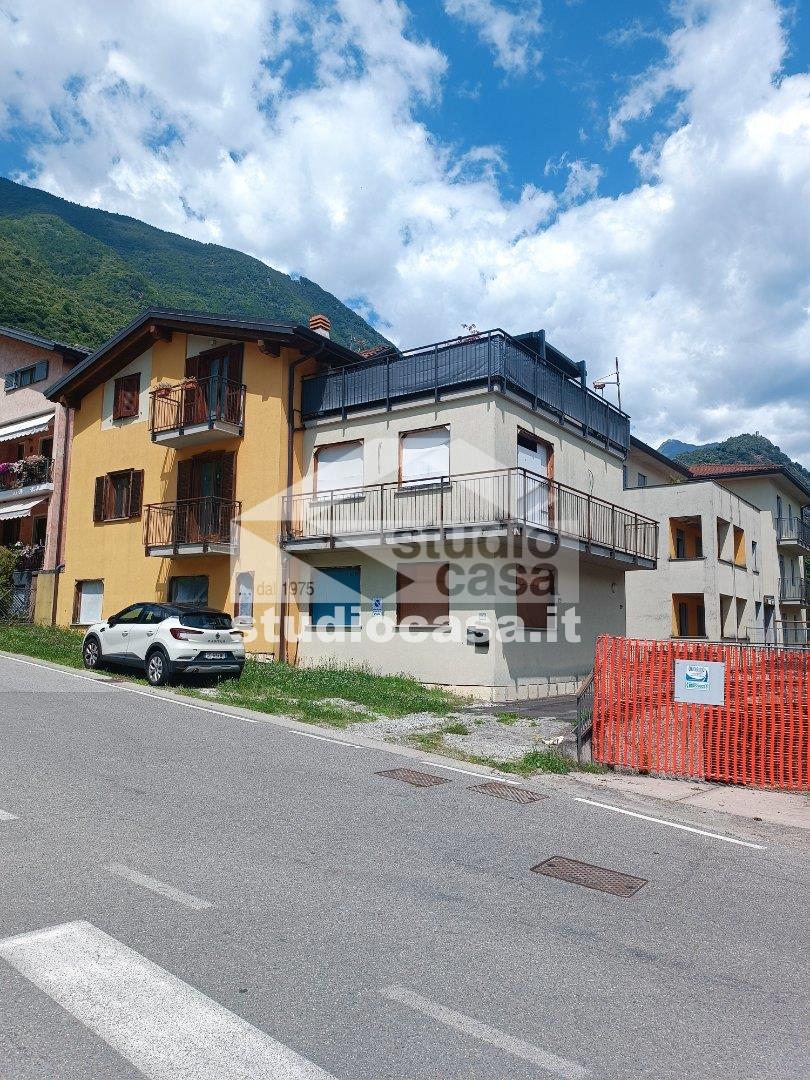 Stabile in vendita a Samolaco