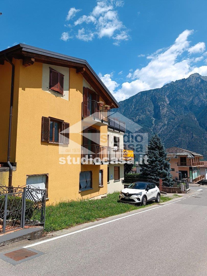 Stabile in vendita a Samolaco