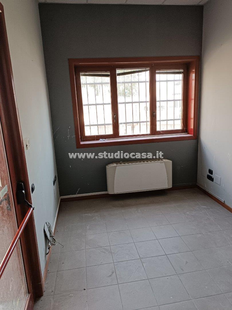 Negozio in affitto a San Vittore Olona