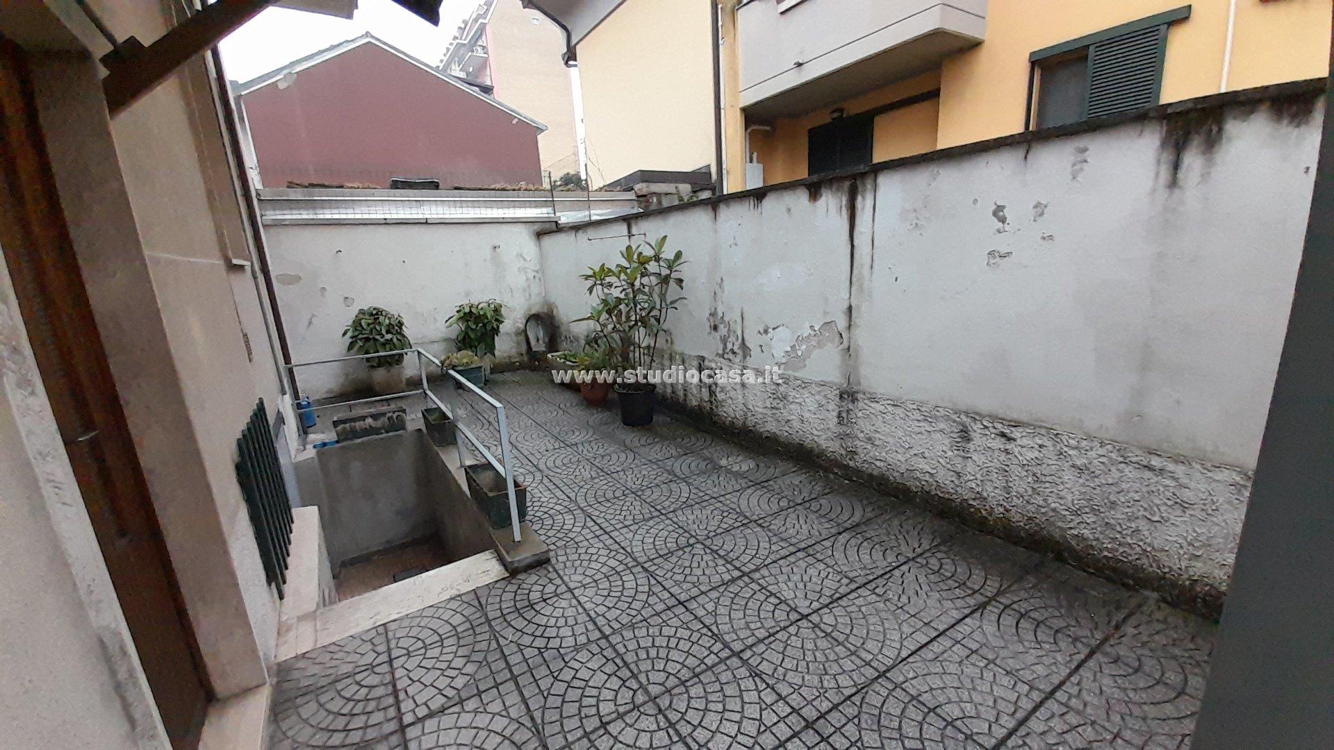 Casa Bifamiliare in vendita a Rho