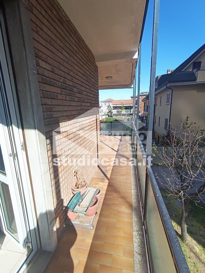 Appartamento in vendita a Rho