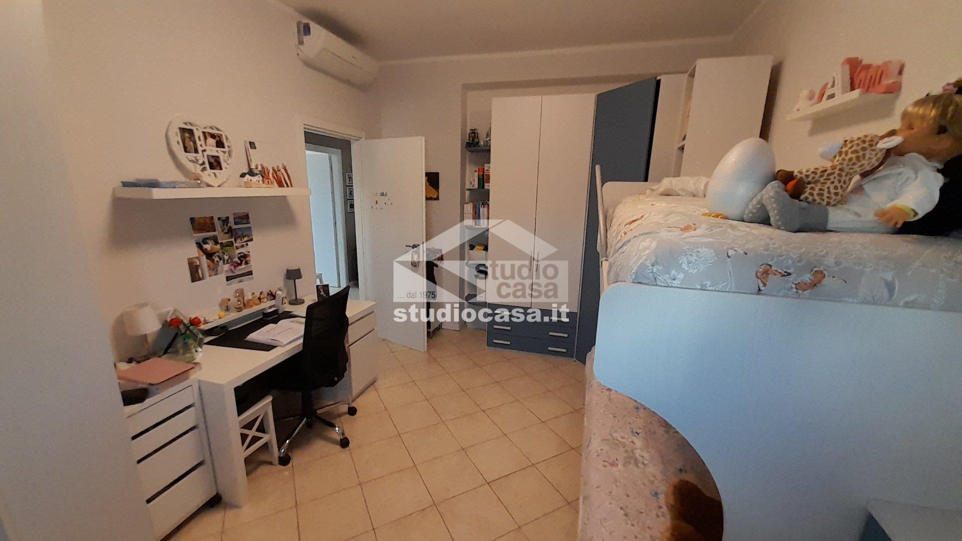 Appartamento in vendita a Rho