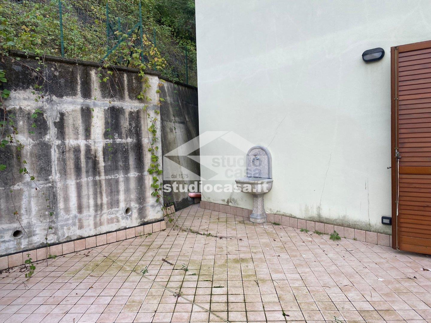 Villa a schiera di testa in vendita a San Pellegrino Terme