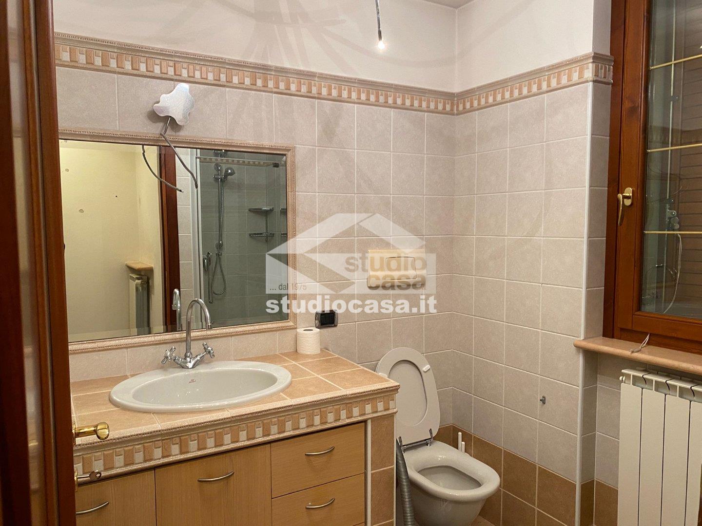 Villa a schiera di testa in vendita a San Pellegrino Terme