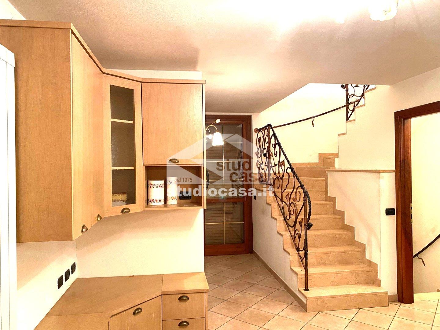 Villa a schiera di testa in vendita a San Pellegrino Terme