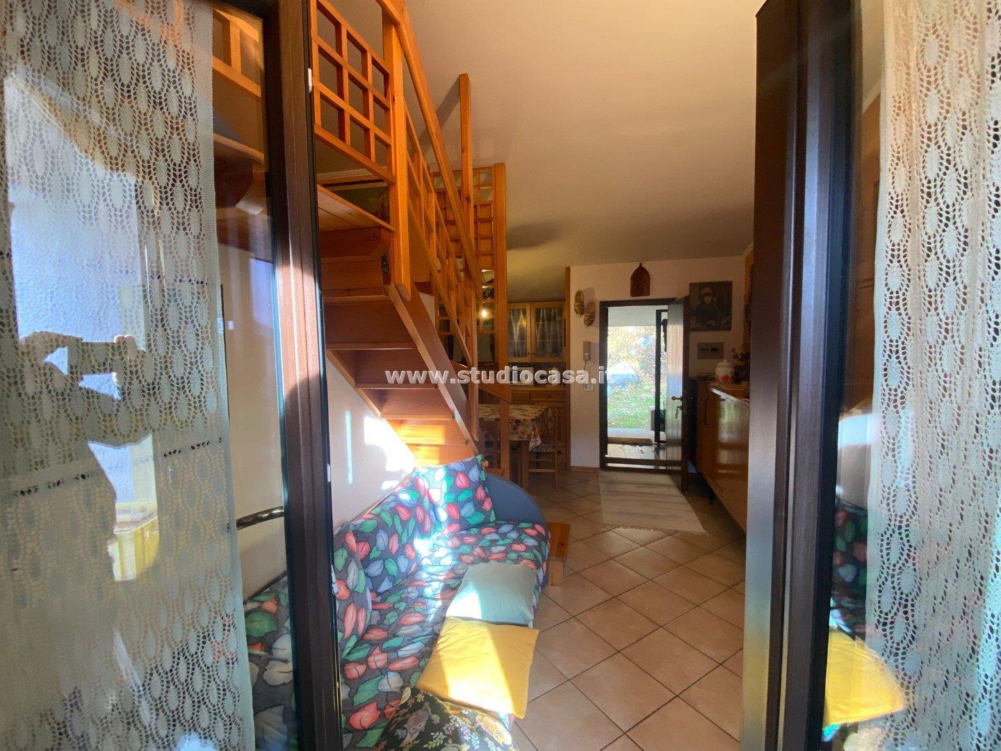 Appartamento in vendita a Oltre il Colle