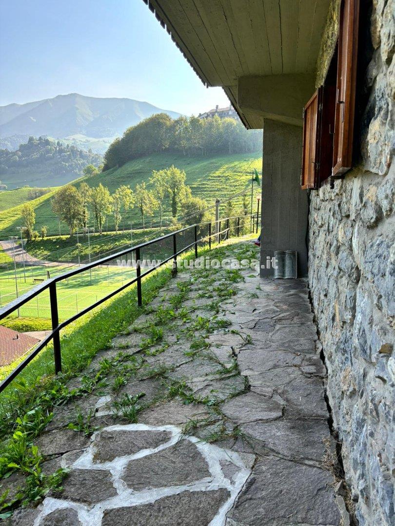 Appartamento in vendita a Oltre il Colle