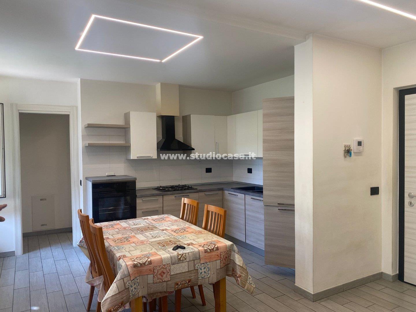 Casa Bifamiliare in vendita a San Pellegrino Terme