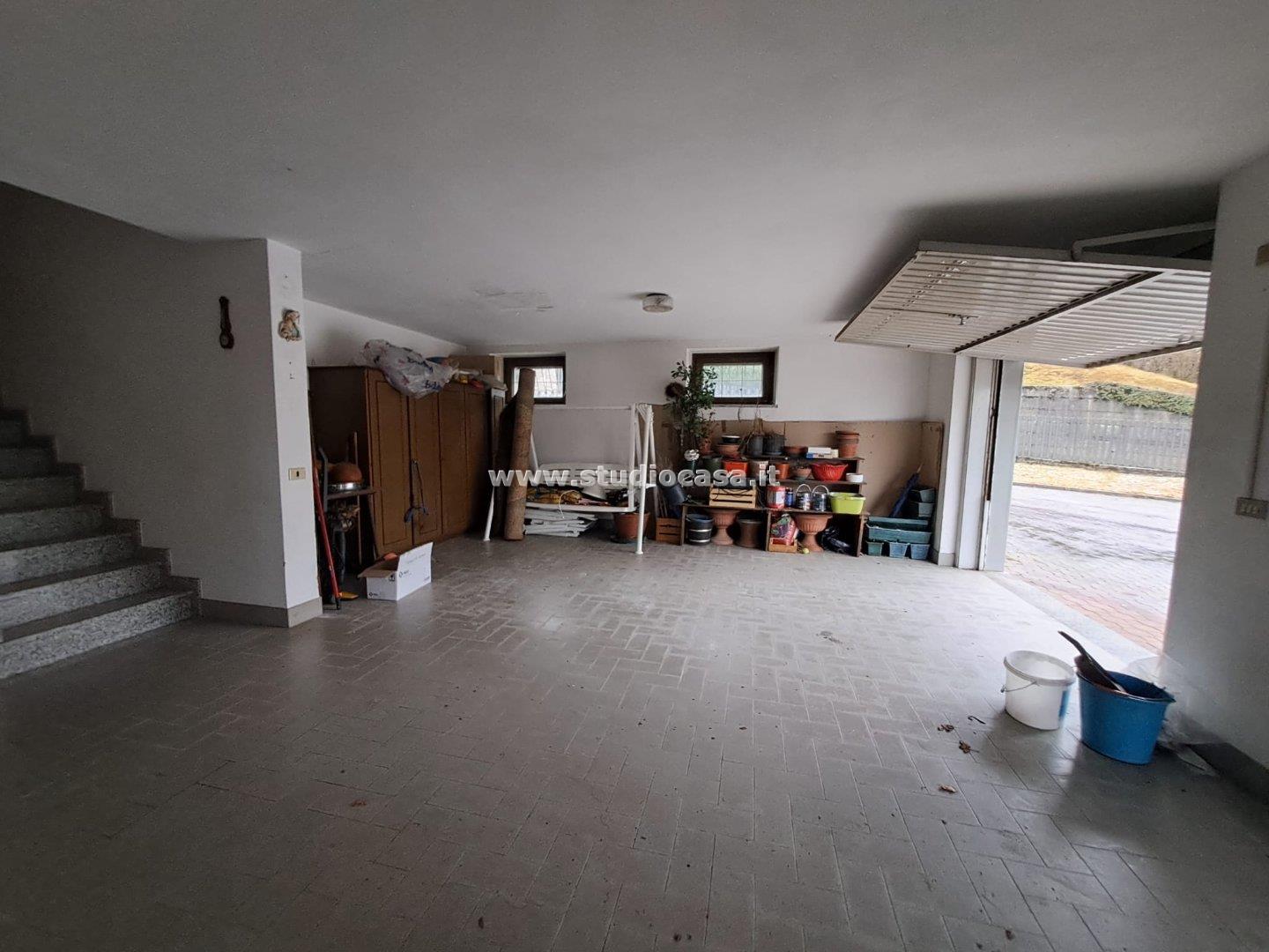 Villa Unifamiliare in vendita a Oltre il Colle