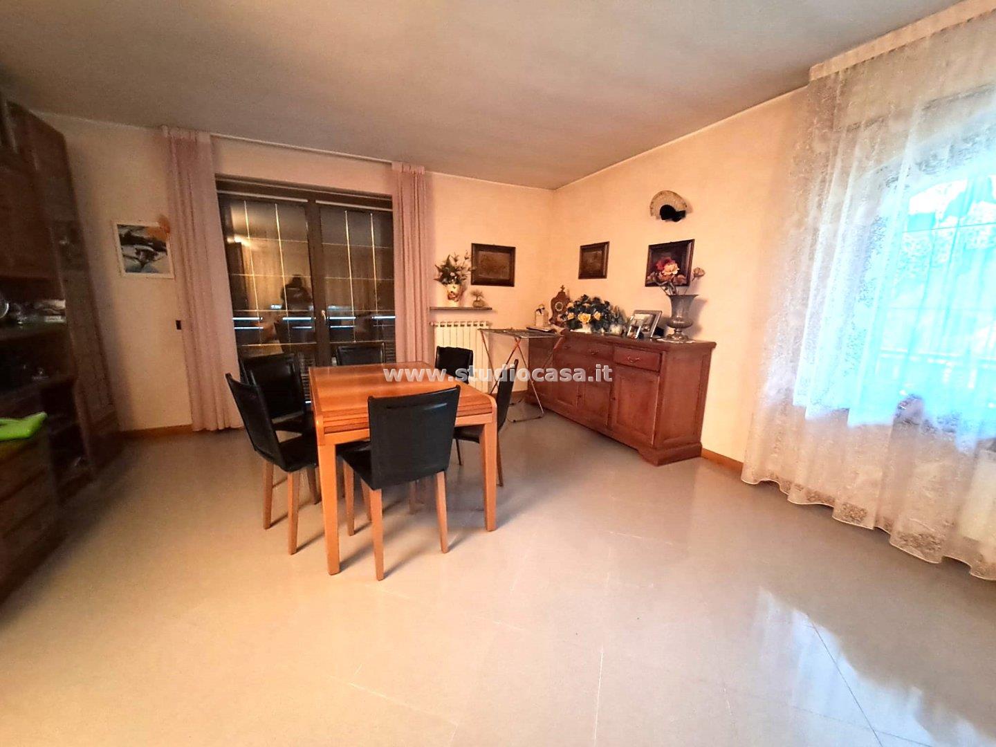 Villa Unifamiliare in vendita a Oltre il Colle