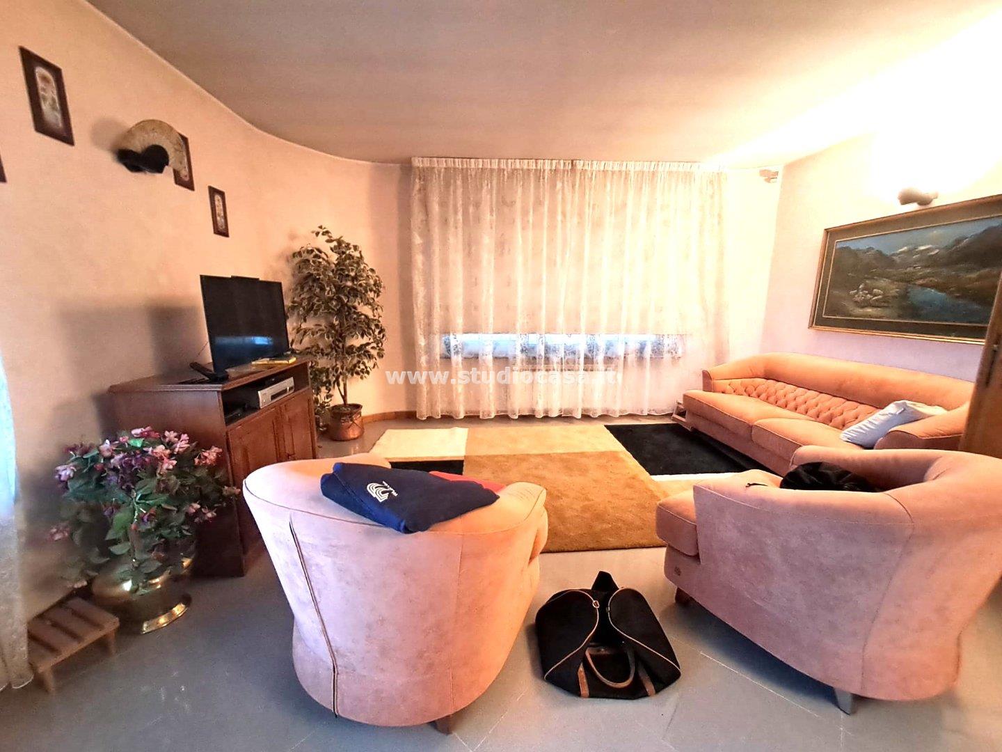 Villa Unifamiliare in vendita a Oltre il Colle