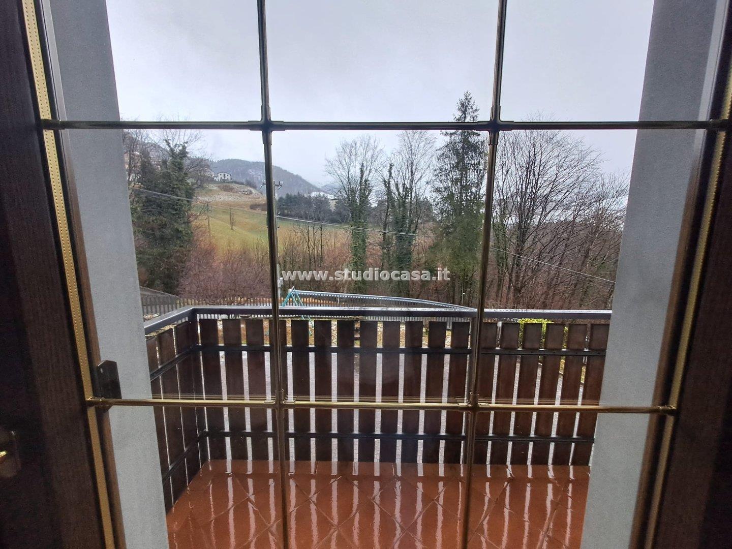 Villa Unifamiliare in vendita a Oltre il Colle