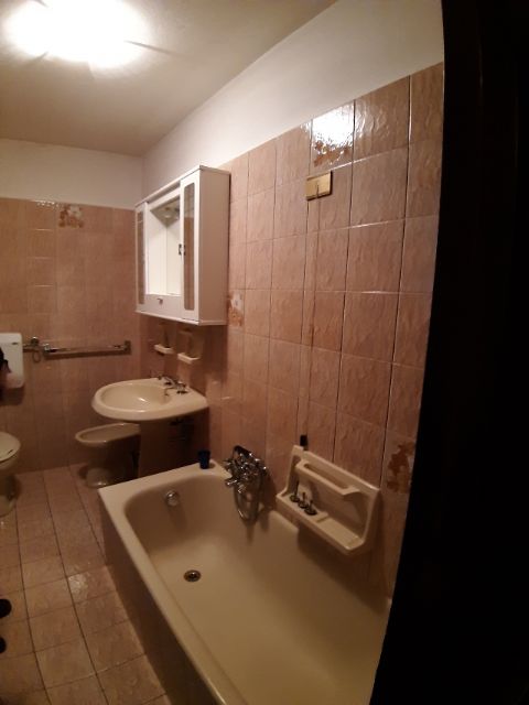 Appartamento in vendita a Val Brembilla