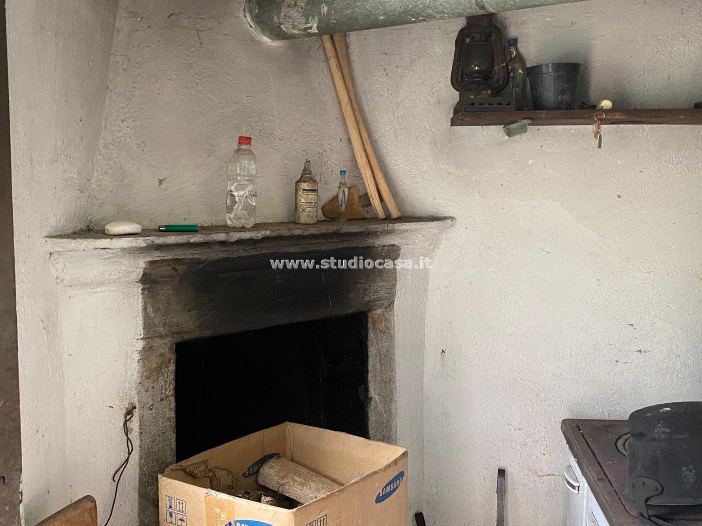 Casa Rustica in vendita a San Giovanni Bianco