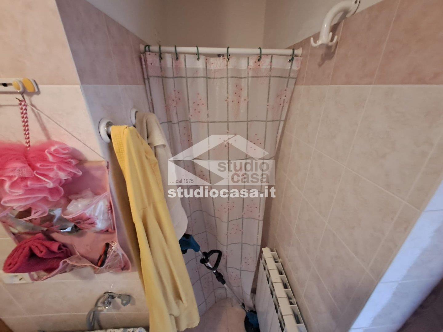 Appartamento in vendita a Lenna