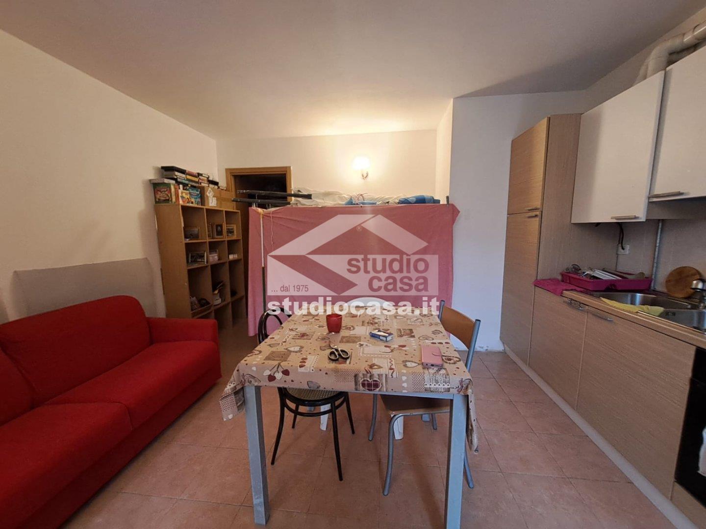 Appartamento in vendita a Lenna