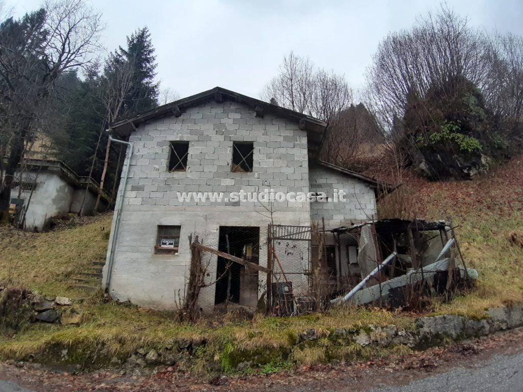 Casa Rustica in vendita a Valtorta