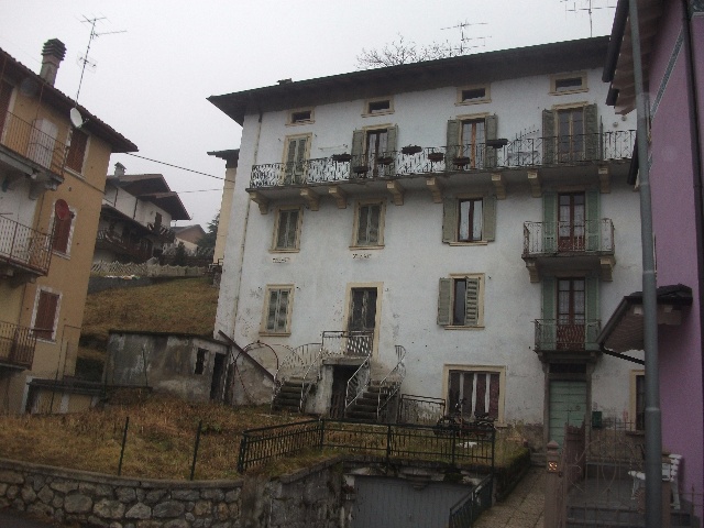 Appartamento in vendita a Serina
