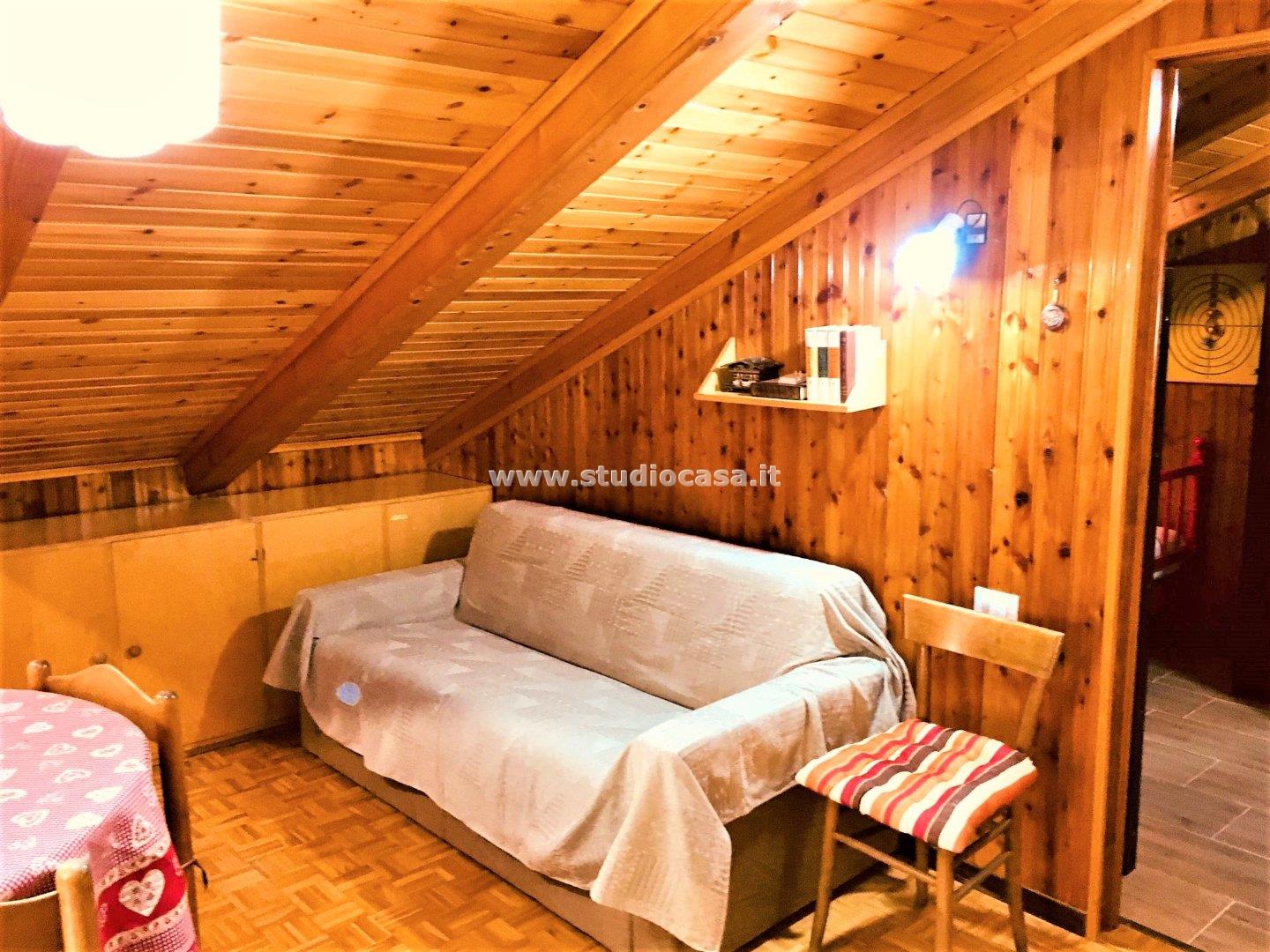 Appartamento in vendita a Piazzatorre