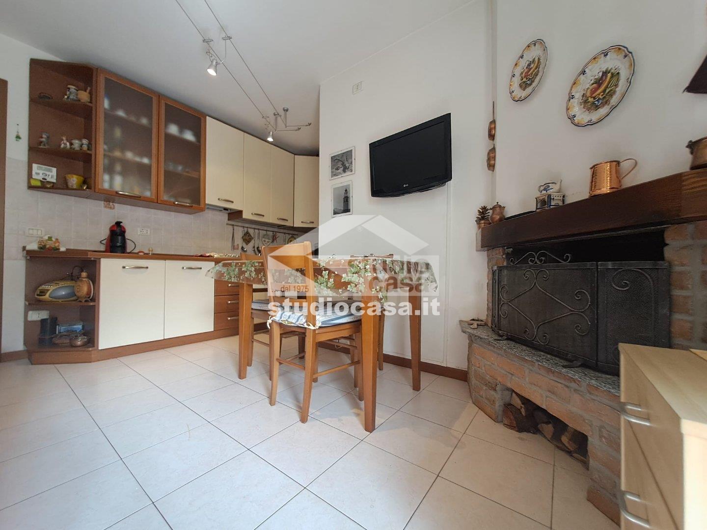 Appartamento in vendita a Cornalba