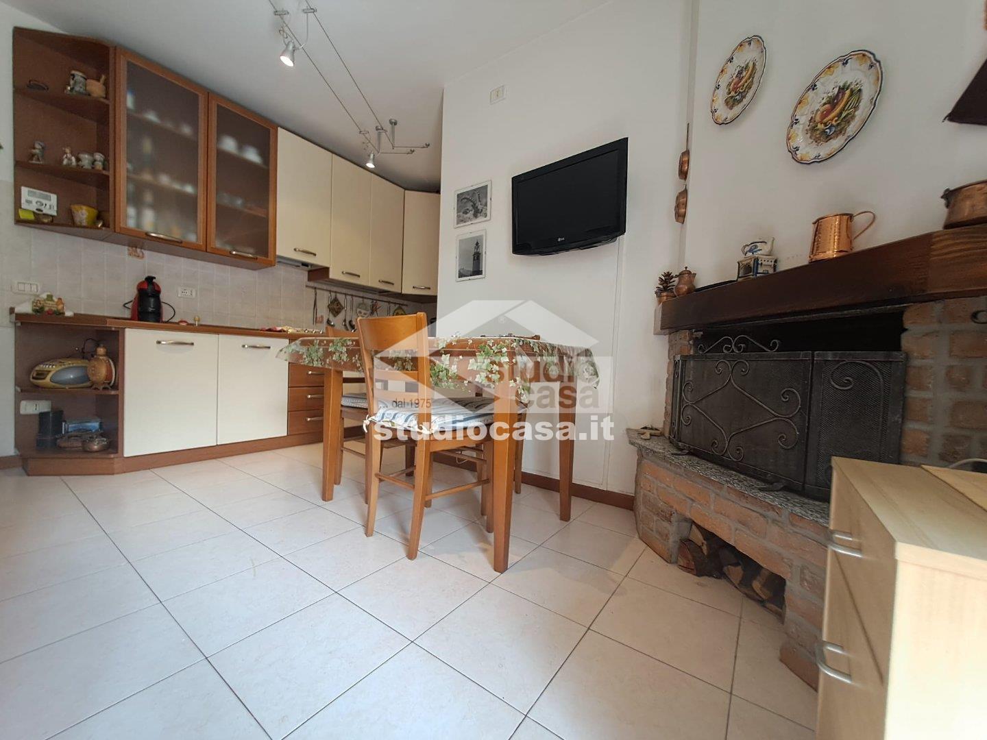 Appartamento in vendita a Cornalba