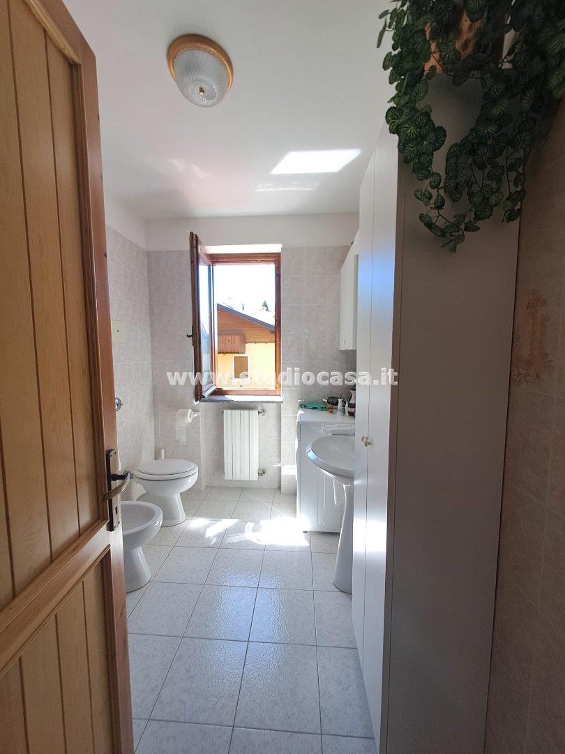 Appartamento in vendita a Costa Serina