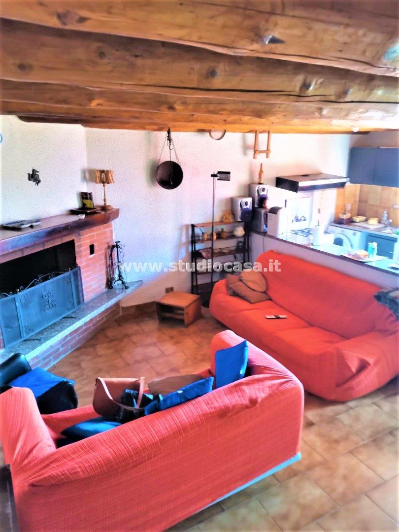 Casale in vendita a San Giovanni Bianco