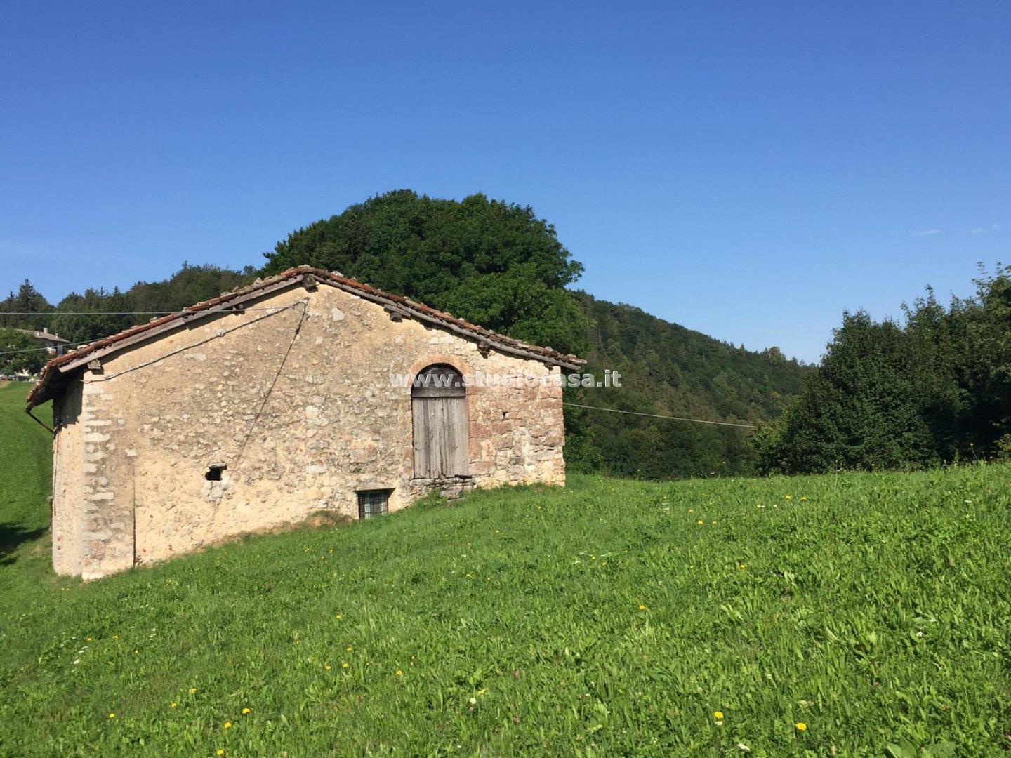 Casa Rustica in vendita a Zogno
