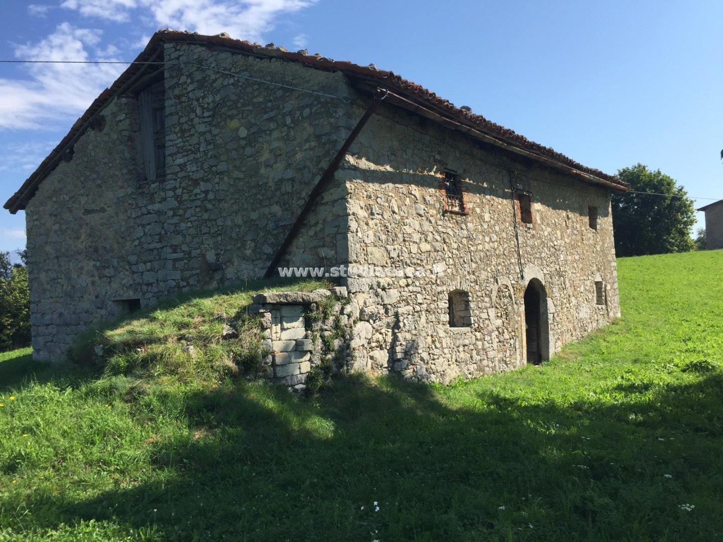 Casa Rustica in vendita a Zogno