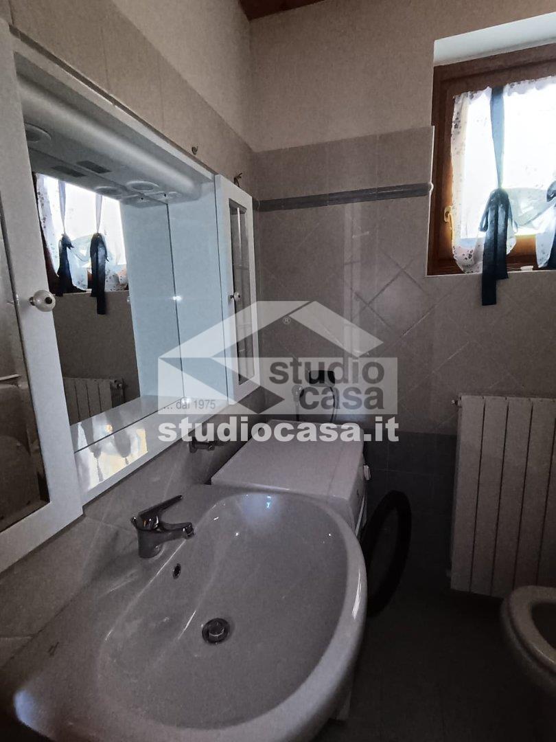 Appartamento in affitto a Roncola