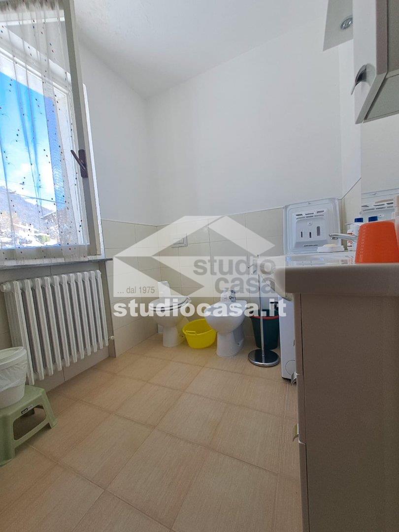 Villa a schiera di testa in vendita a Costa Serina